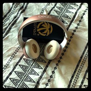 Beats Wireless pro headphones